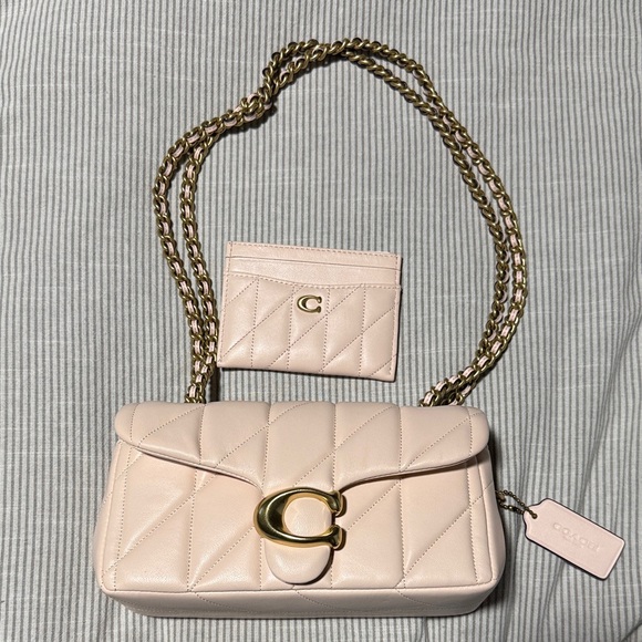 Coach Handbags - COACH TABBY BAG 20